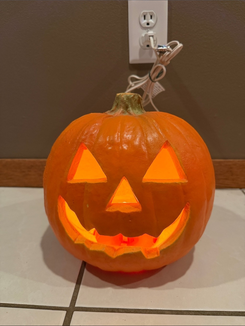 Vtg Halloween Pumpkin Light Up Foam Blow Mold Jack-O-Lantern 10” TRENDMASTERS